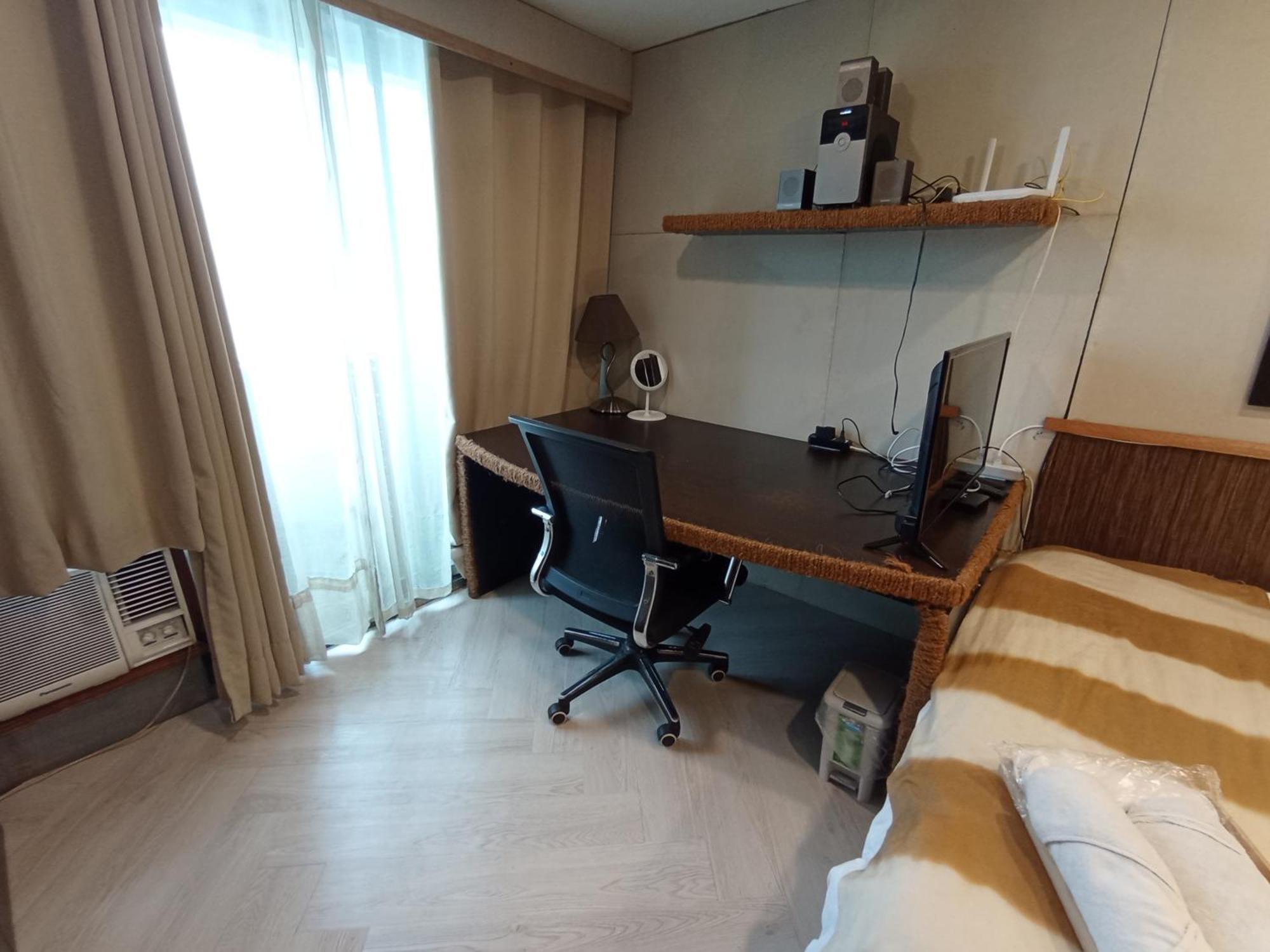 The Staycation - Serviced Rooms Manila Exterior photo