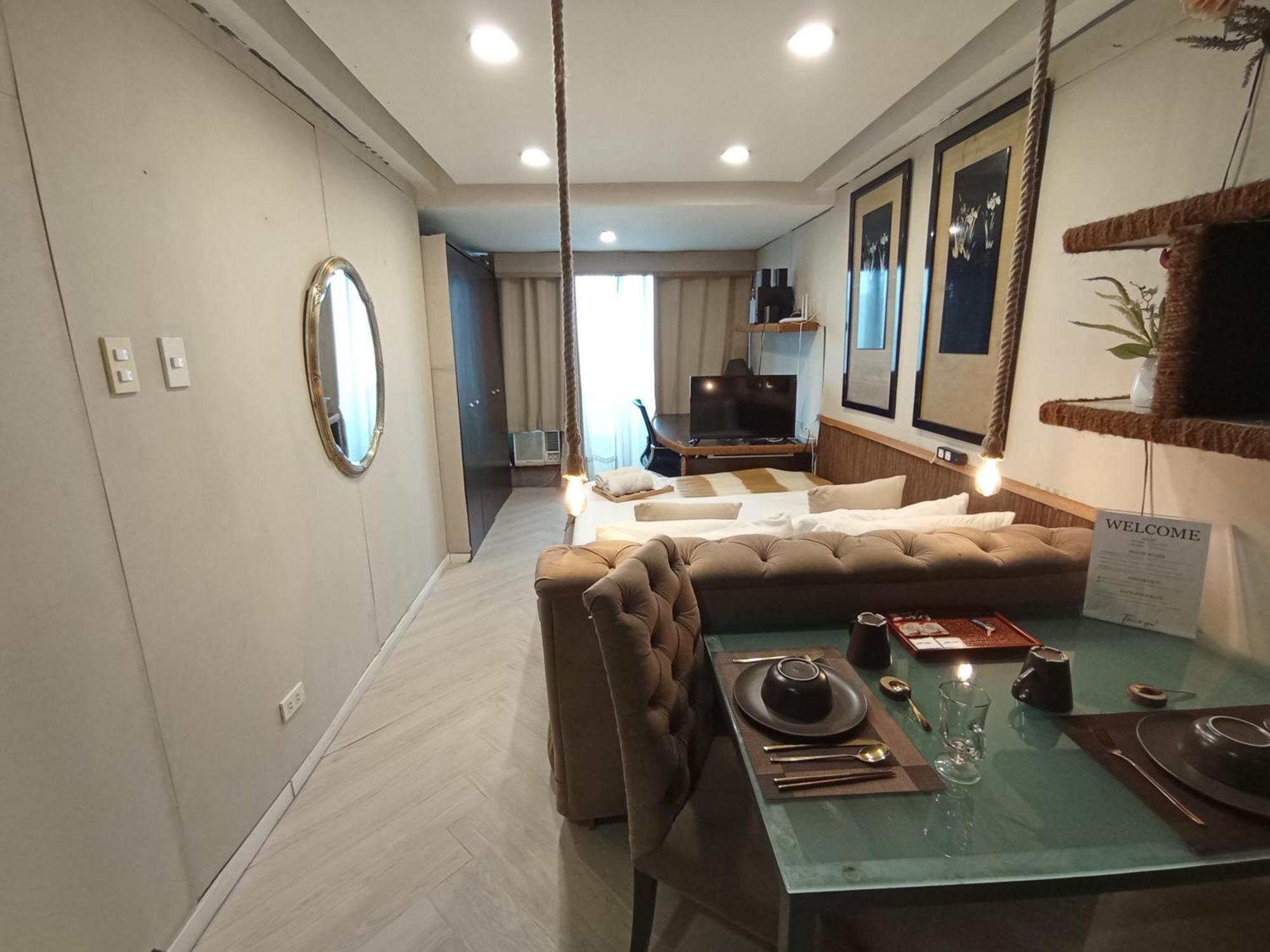 The Staycation - Serviced Rooms Manila Exterior photo