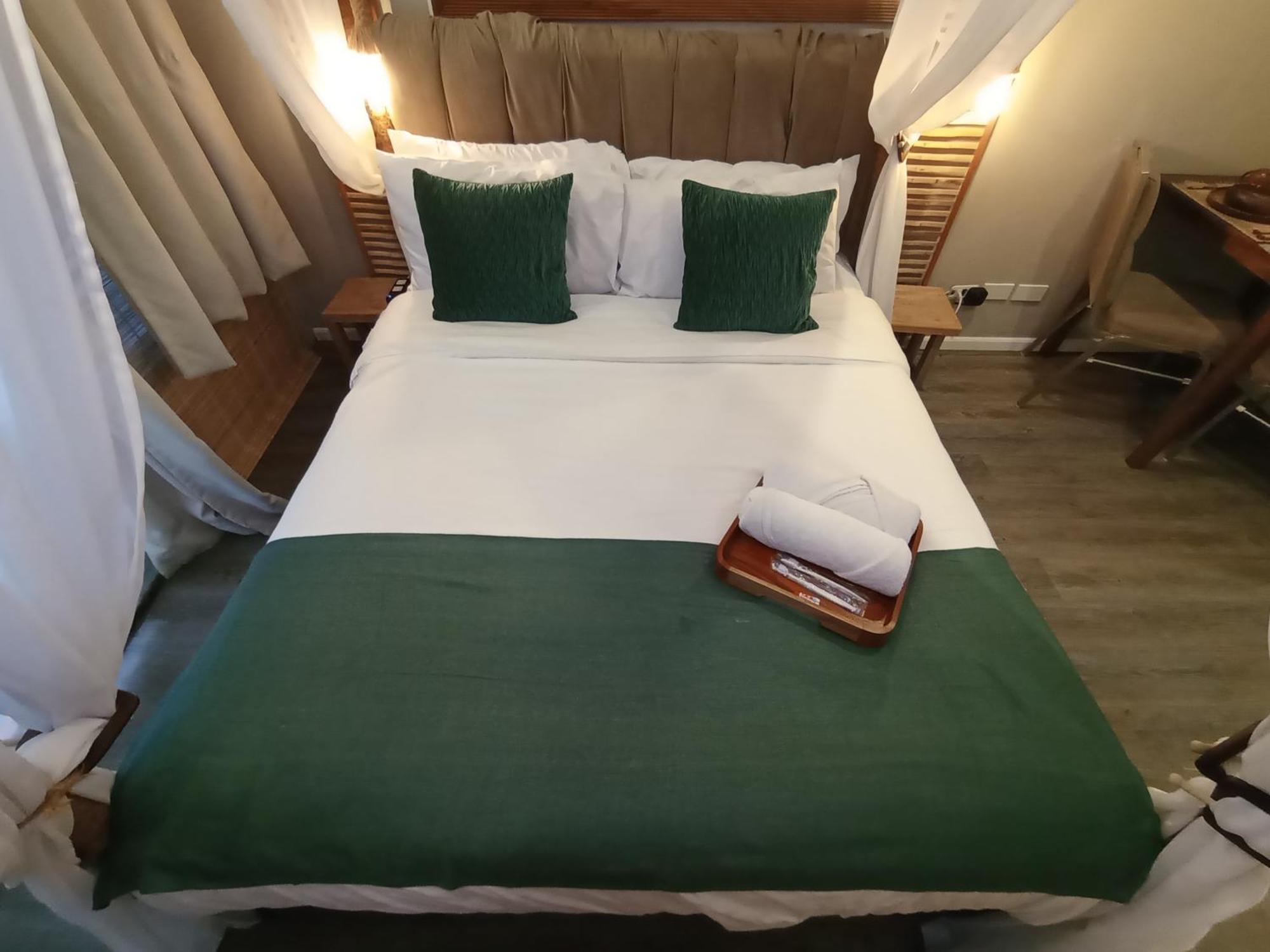The Staycation - Serviced Rooms Manila Room photo
